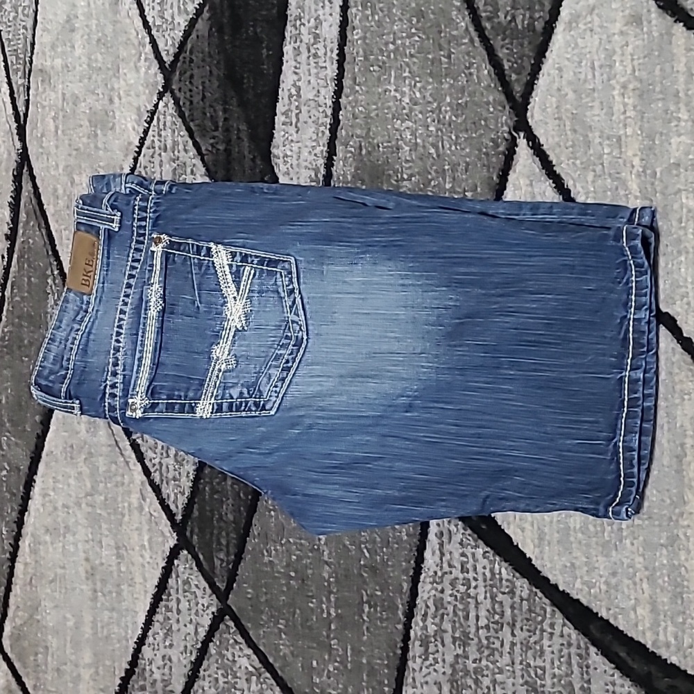 BKE PAYTON METALLIC EMBROIDERED BERMUDA DENIM SHORTS